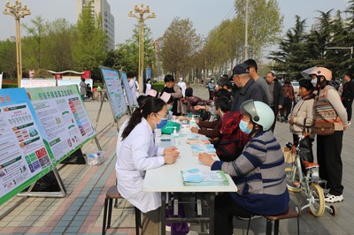 中牟縣開展第36個愛國衛(wèi)生月集中宣傳活動 企業(yè)參與構筑健康防線